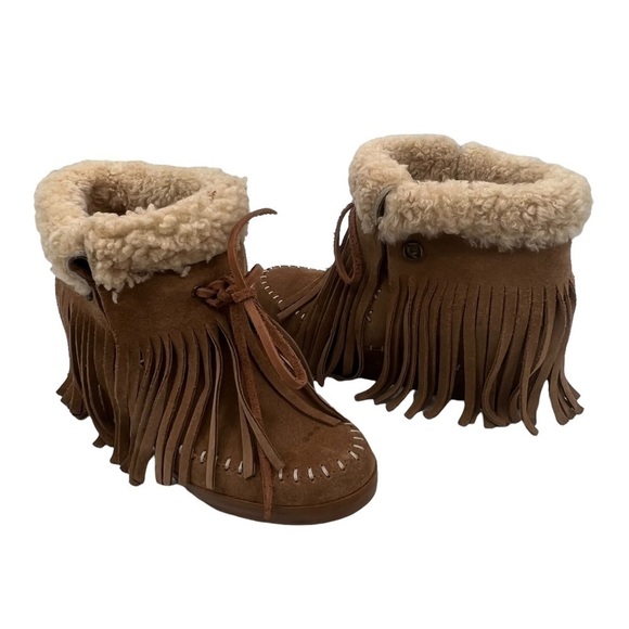 Koolaburra Brown Fringe Sherpa Lined Wedge Booties Size 5 Women's - Picture 1 of 9